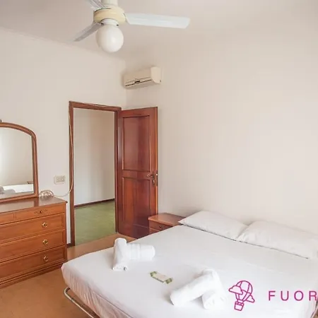 Fuoriporta Affitti Brevi - Giovenale Grande Parma