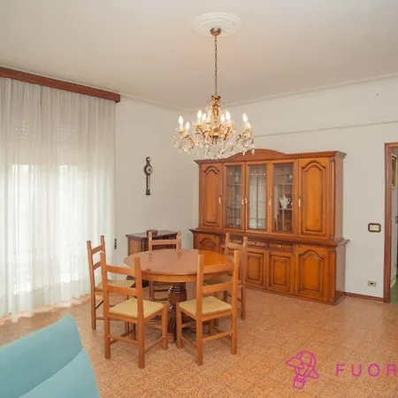 Fuoriporta Affitti Brevi - Giovenale Grande Daire