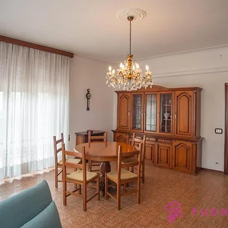 Apartamento Fuoriporta Affitti Brevi - Giovenale Grande *