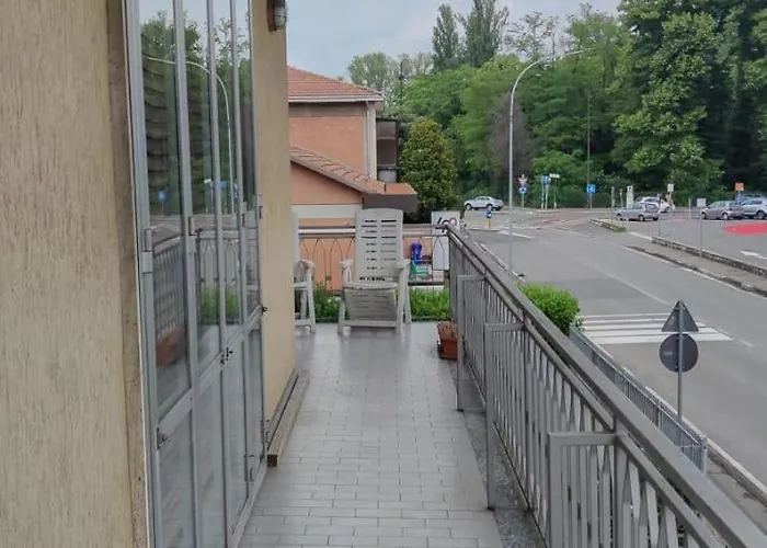 Fuoriporta Affitti Brevi - Giovenale Grande Parma