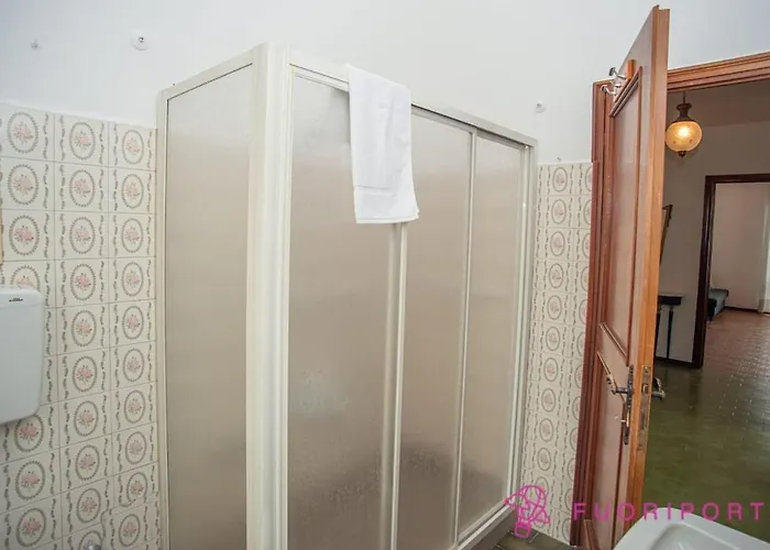 Fuoriporta Affitti Brevi - Giovenale Grande