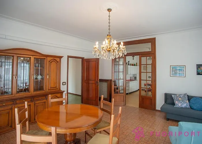 Fuoriporta Affitti Brevi - Giovenale Grande *